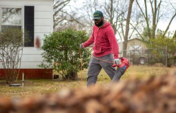 Dmuchawa do liści- co warto wiedzieć?